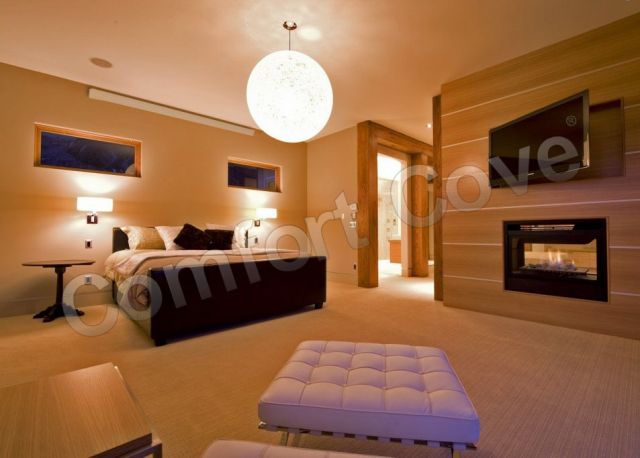 Comfort Cove Radiant Systems Electric Heater Pure White Digital Showroom Radiant Systems